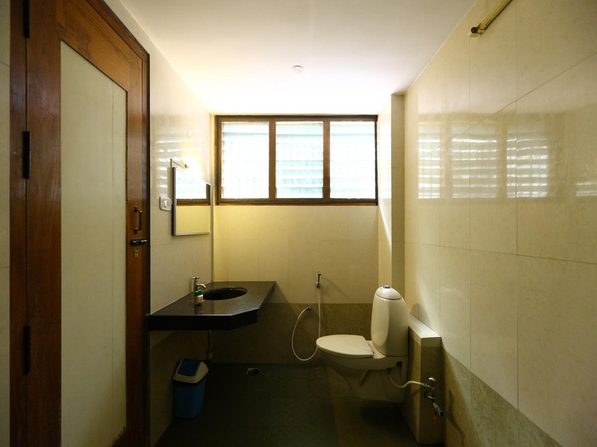 Oyo 7355 Covinille Bed & Breakfast Madurai Ngoại thất bức ảnh