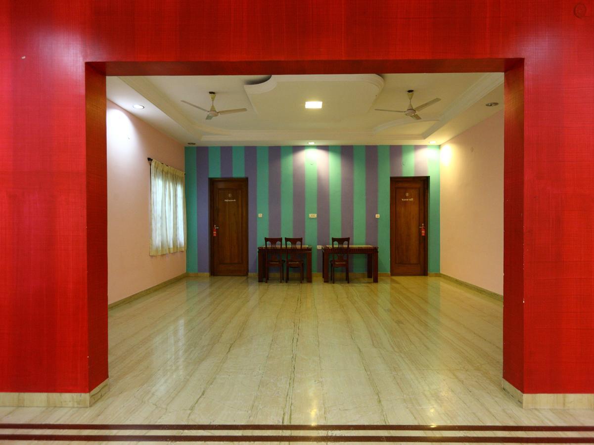Oyo 7355 Covinille Bed & Breakfast Madurai Ngoại thất bức ảnh