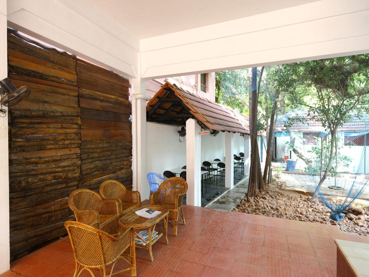 Oyo 7355 Covinille Bed & Breakfast Madurai Ngoại thất bức ảnh